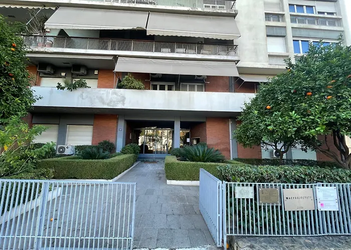 Cozy Ideally Located City Center And Megaron Moussikis Metro Station